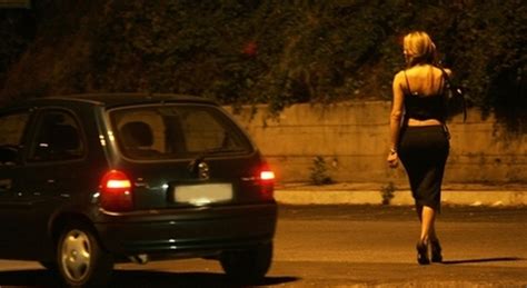 prostitute lecce|Grosso giro di prostituzione a Lecce, i nomi dei 9 indagati (tutti ...